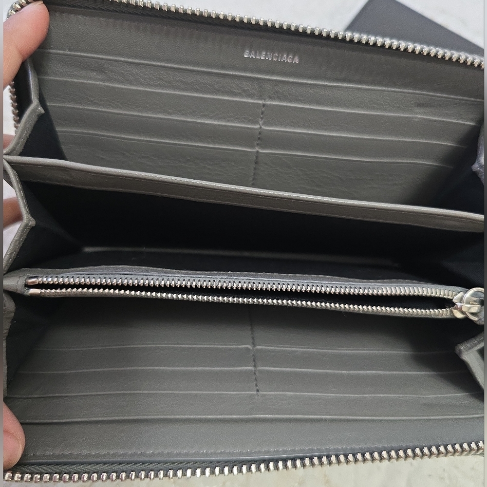 Balenciaga calfskin Papier Leather Zip Around Wallet - Picture 6 of 10